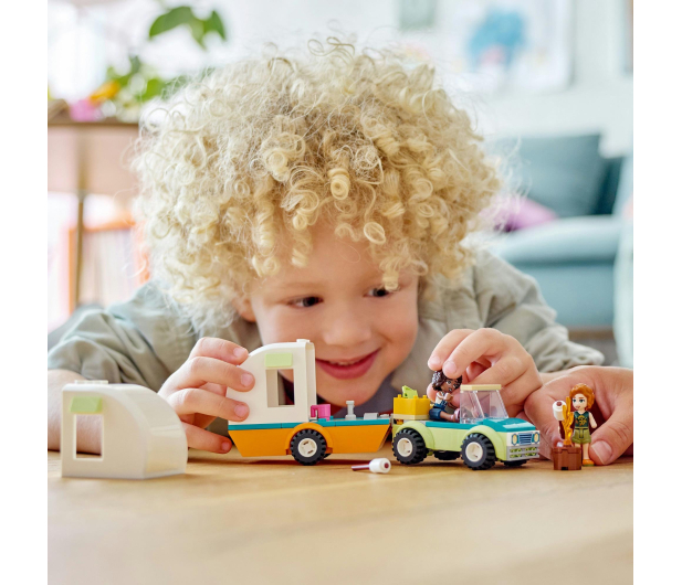 LEGO Friends 41726 Wakacyjna wyprawa na biwak - 1090576 - zdjęcie 4